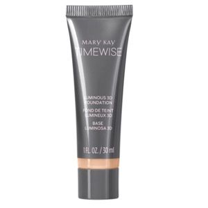 Mary Kay Timewise Luminous 3D Foundation - NEW IN BOX- Ivory Warm 120.